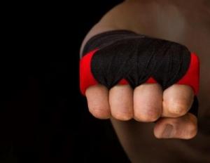 Как наматывать боксерские бинты: пошаговая инструкция с картинками Как забинтовать бинты на руку